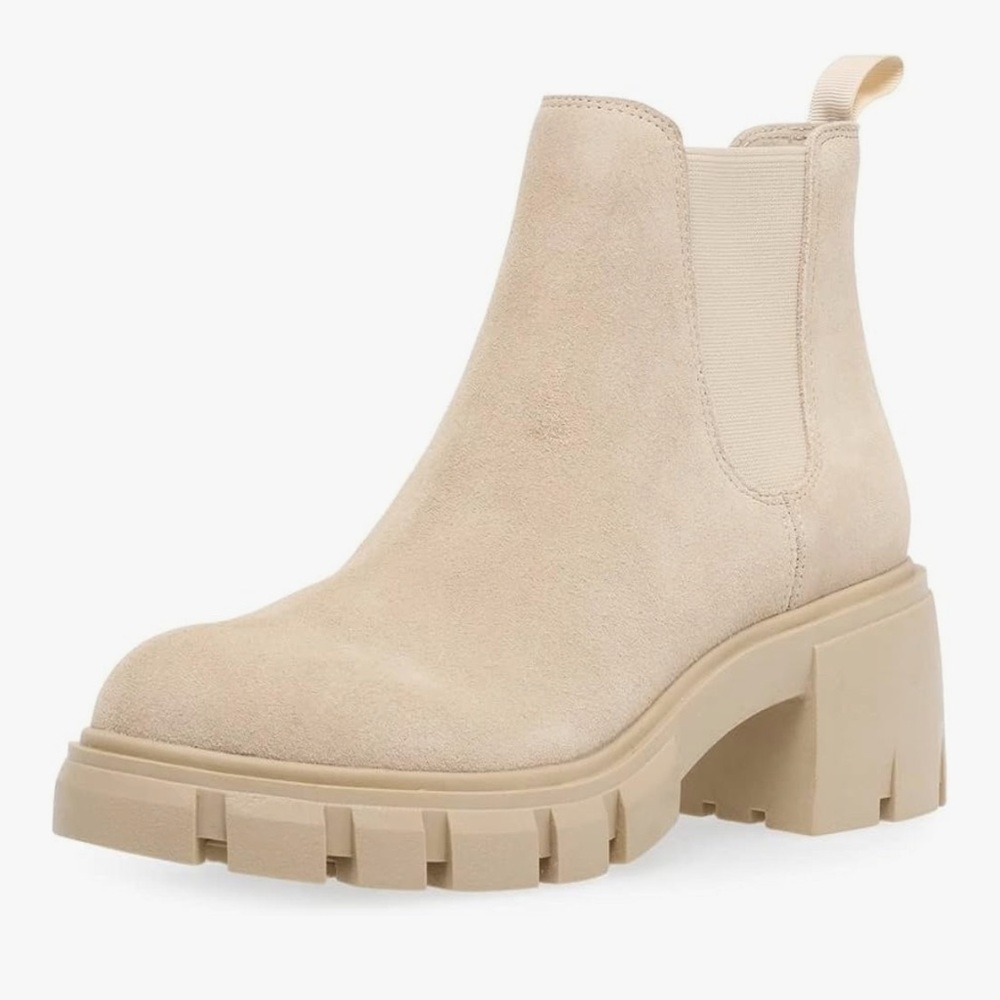 Steve Madden suede style Booties 8